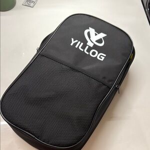 New 4 Paddle Pickleball Set: Black Durable Nylon Backpacks with balls